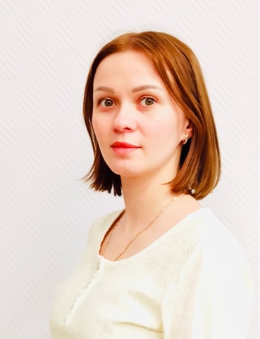 Учитель -дефектолог Арстанбекова Татьяна Михайловна.